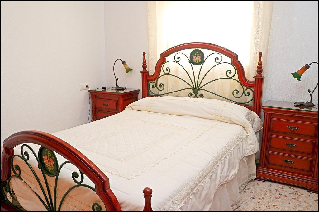 Apartamento Santa Teresa De Jesus Коніль-де-ла-Фронтера Екстер'єр фото